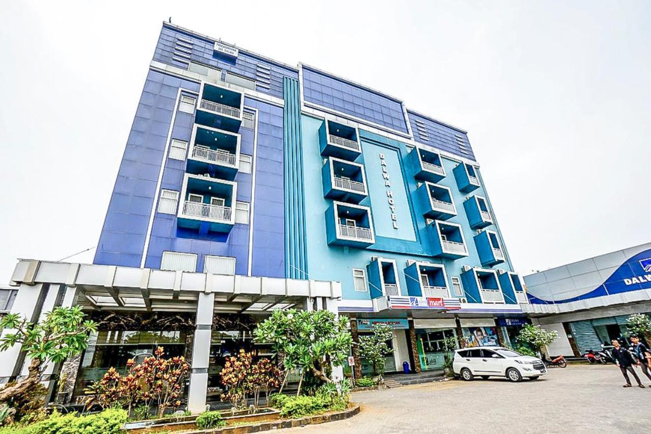 Oyo 289 Hotel Dalwa Syariah Pasuruan Exteriör bild