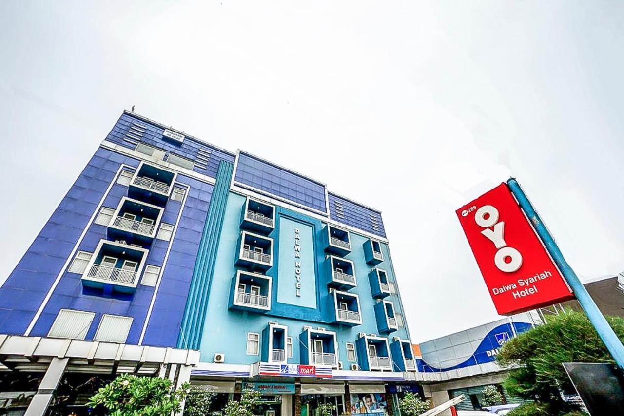 Oyo 289 Hotel Dalwa Syariah Pasuruan Exteriör bild