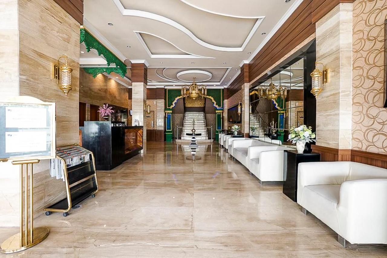 Oyo 289 Hotel Dalwa Syariah Pasuruan Exteriör bild